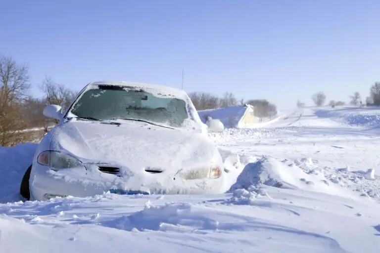 How to Get Your Car Unstuck from Snow? Tips for Quickly Freeing